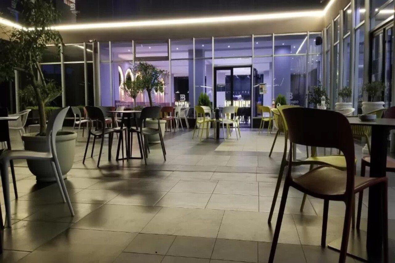 1 Bedroom Apartment With Fast Internet And Sea View Balcony In Durrës Esterno foto