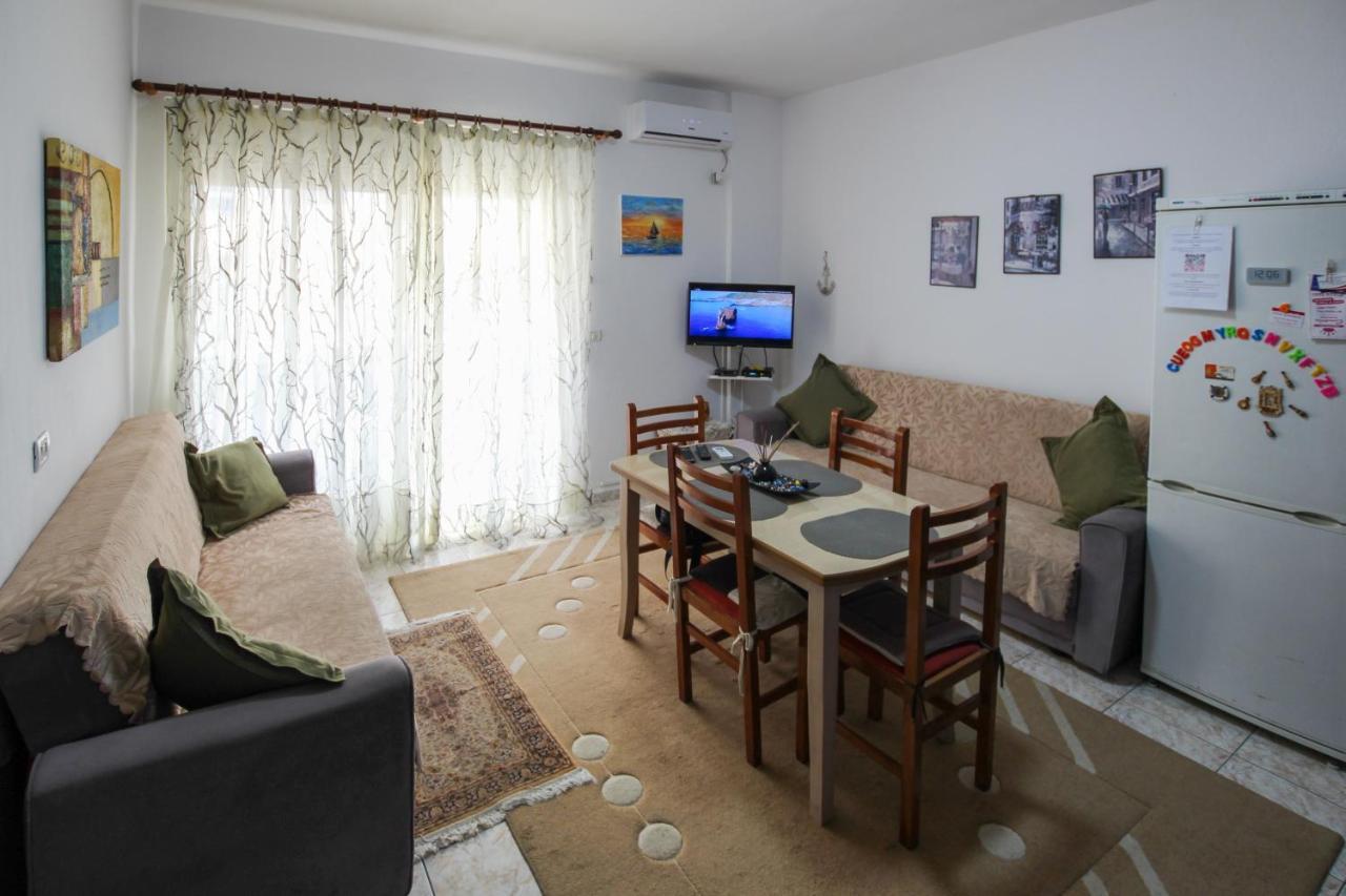 1 Bedroom Apartment With Fast Internet And Sea View Balcony In Durrës Esterno foto