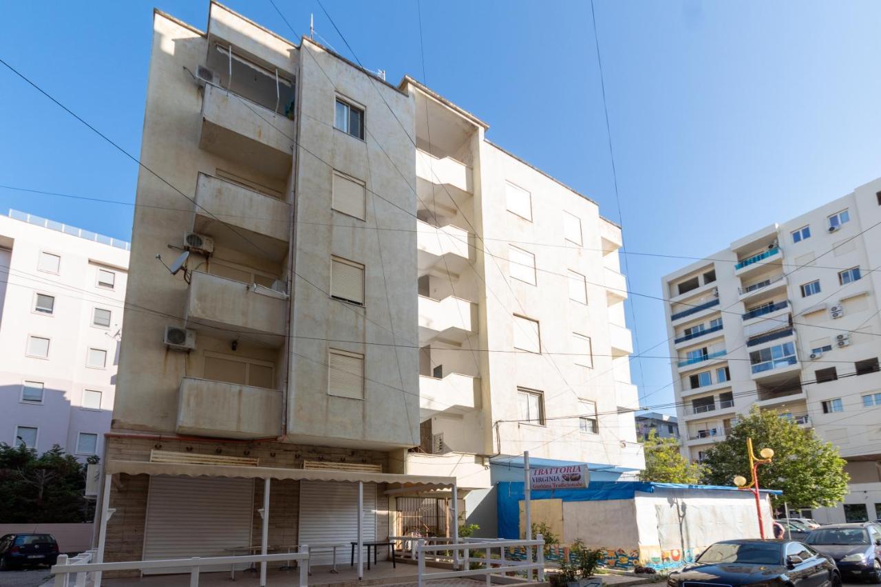 1 Bedroom Apartment With Fast Internet And Sea View Balcony In Durrës Esterno foto