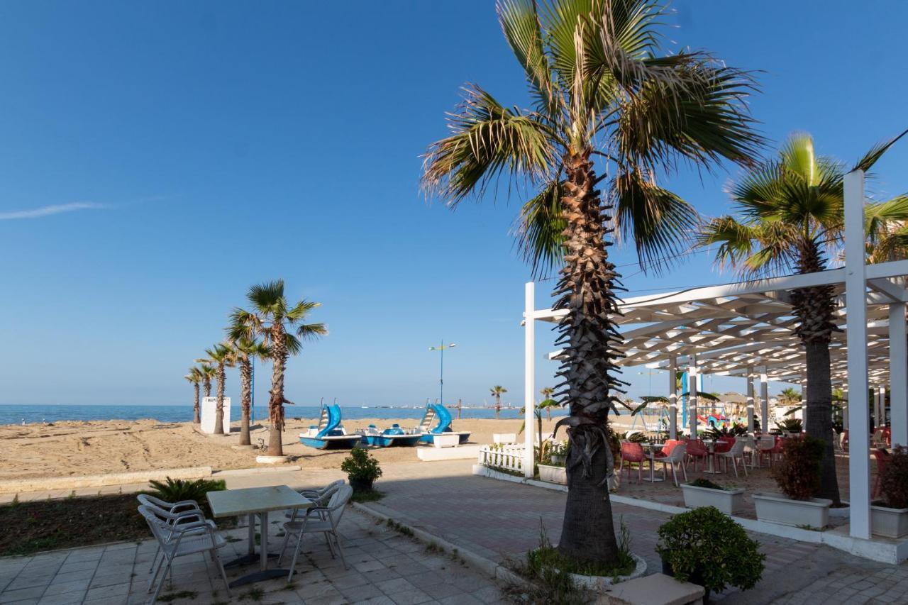 1 Bedroom Apartment With Fast Internet And Sea View Balcony In Durrës Esterno foto