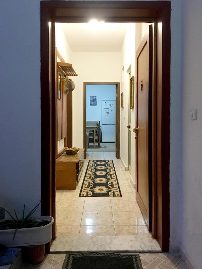 1 Bedroom Apartment With Fast Internet And Sea View Balcony In Durrës Esterno foto